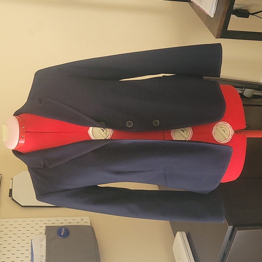 ARITZIA Sunday Best Blazer - Navy, size 4